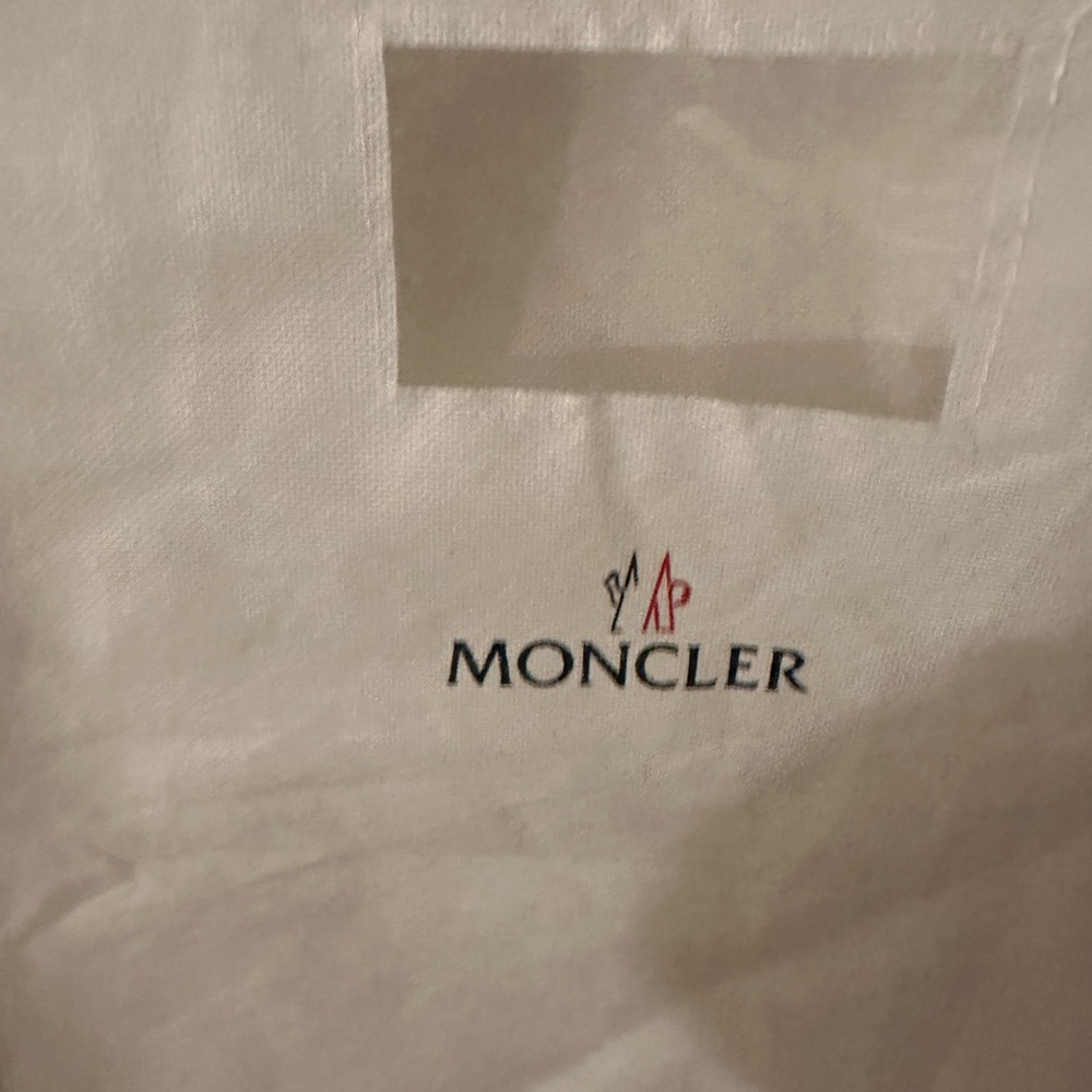 Authentic Moncler garment dust bag. - Picture 3 of 8